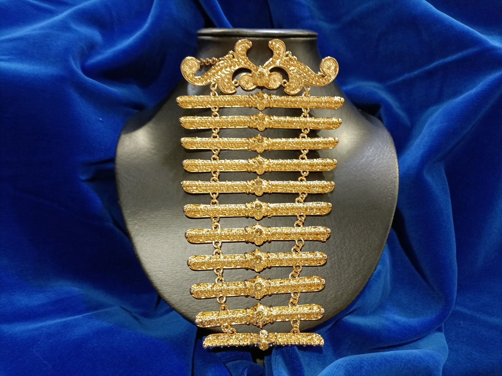 Collar Metal Persia Oro