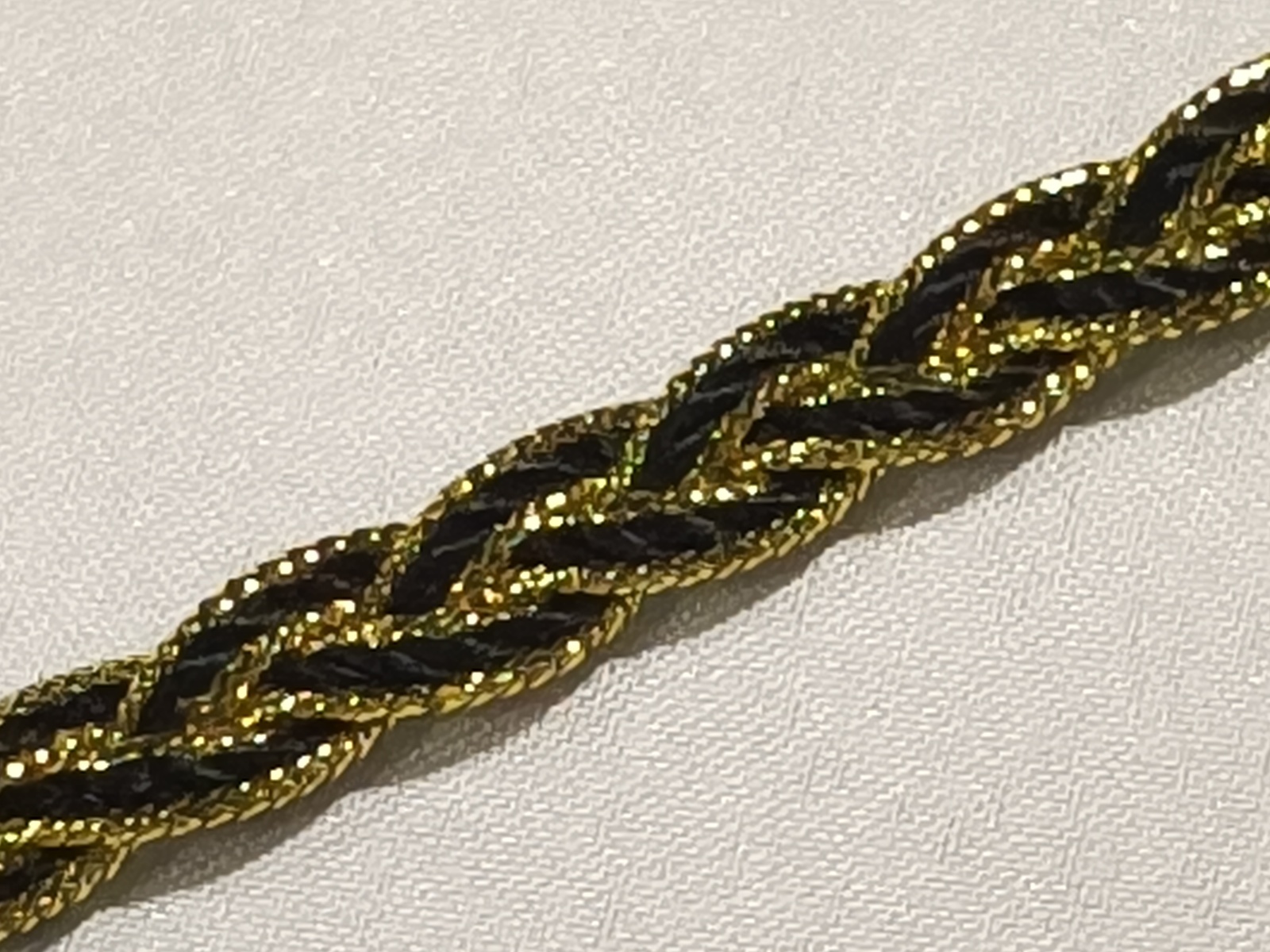 Pasamanería Trenzada Estrecha Negro/ oro